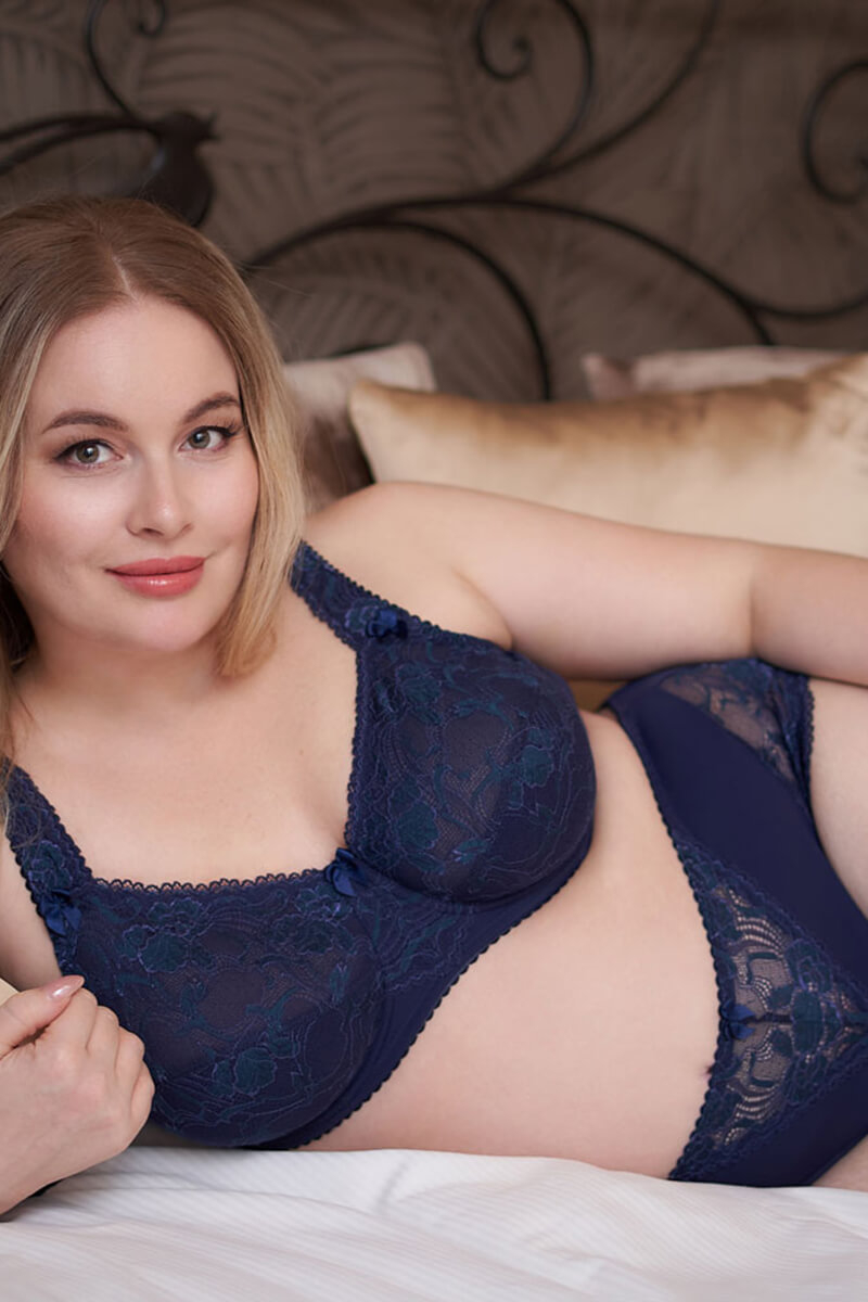 Hoge slip Plaisir Beate Dark Blue Lace